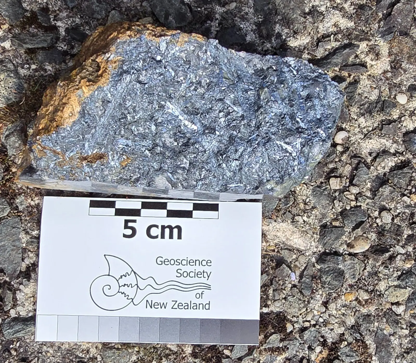 Central Otago stibnite - antimony ore