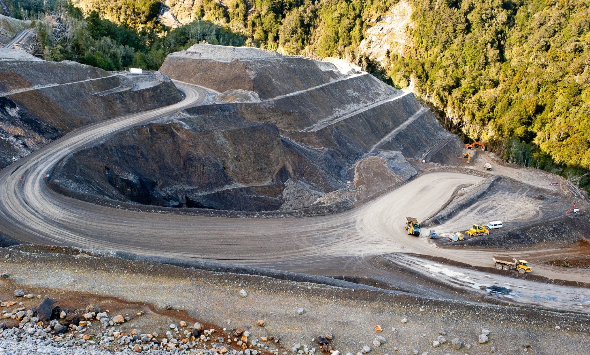 Opencast mine development and haul-road construction at Cascade Mine, West Coast